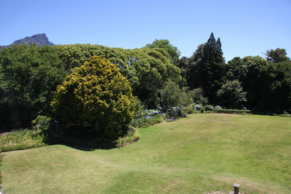 Guest house Greenways Manor