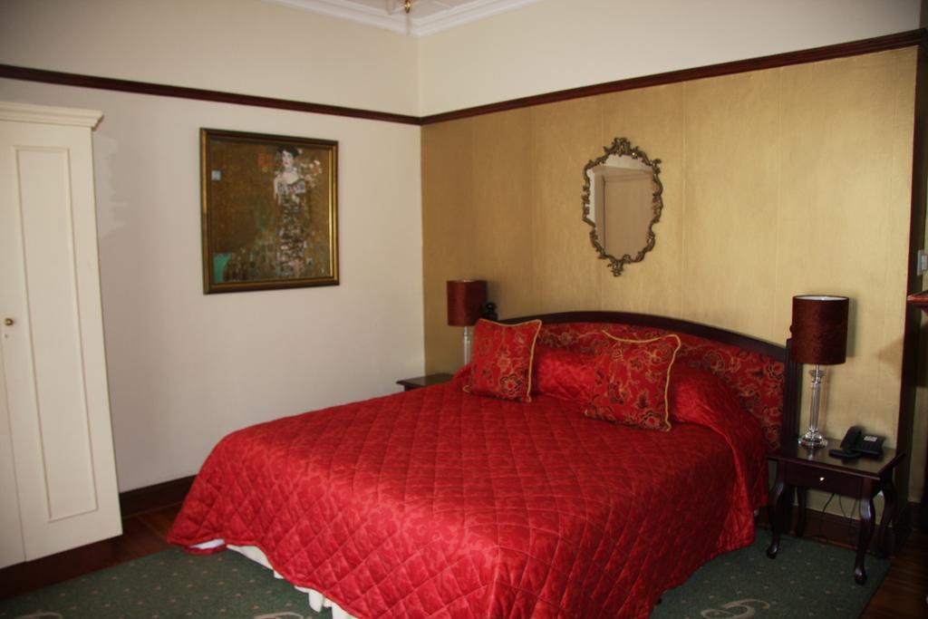 Greenways Manor