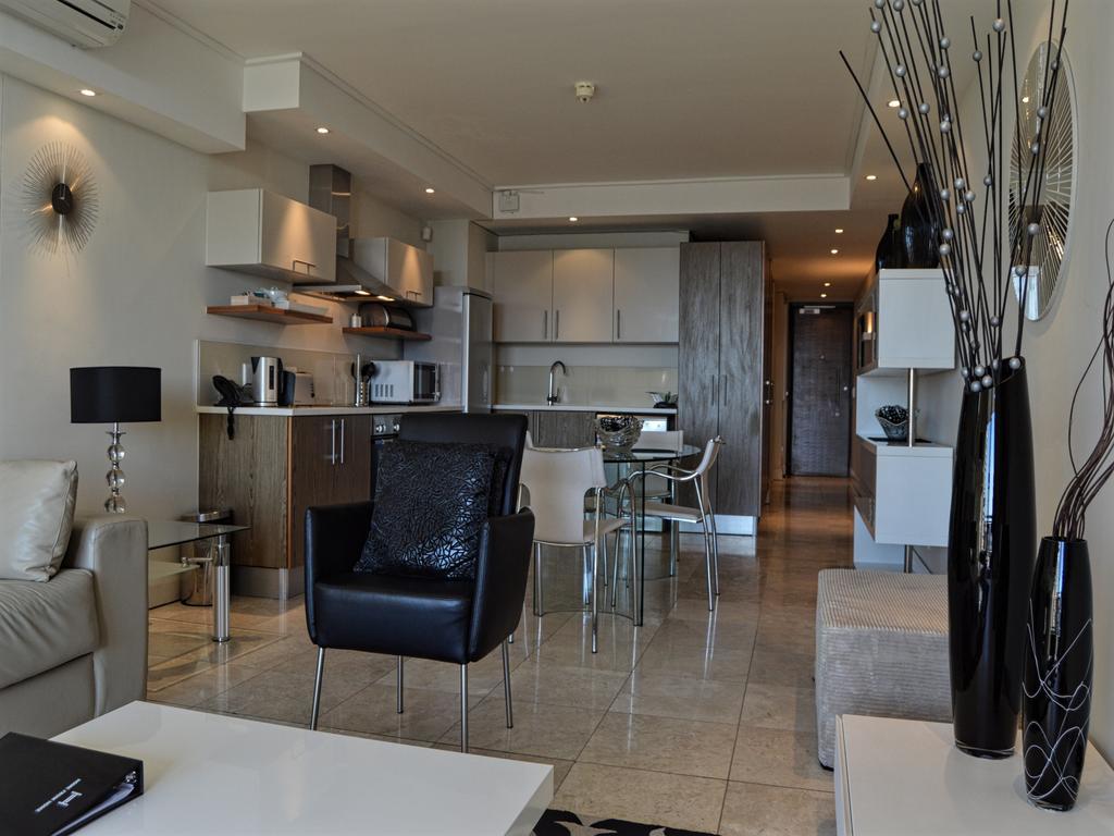 Apartment Canal Quays Apartments Cape Town