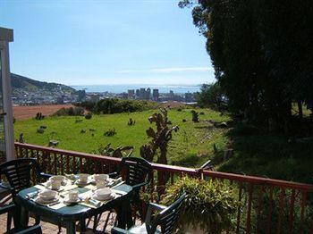 Hotel Eagle's Nest Cape Town