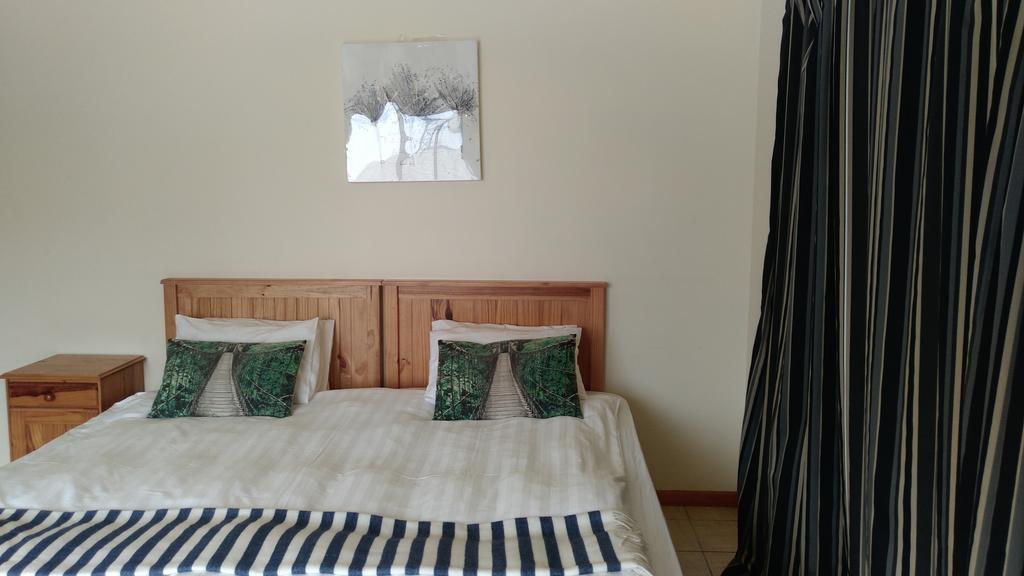 12 Greenpoint Guesthouse Cape Town