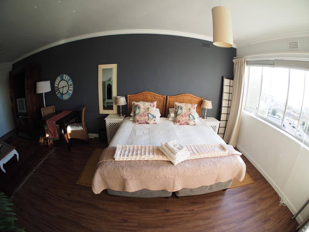 Trianon Apartment
