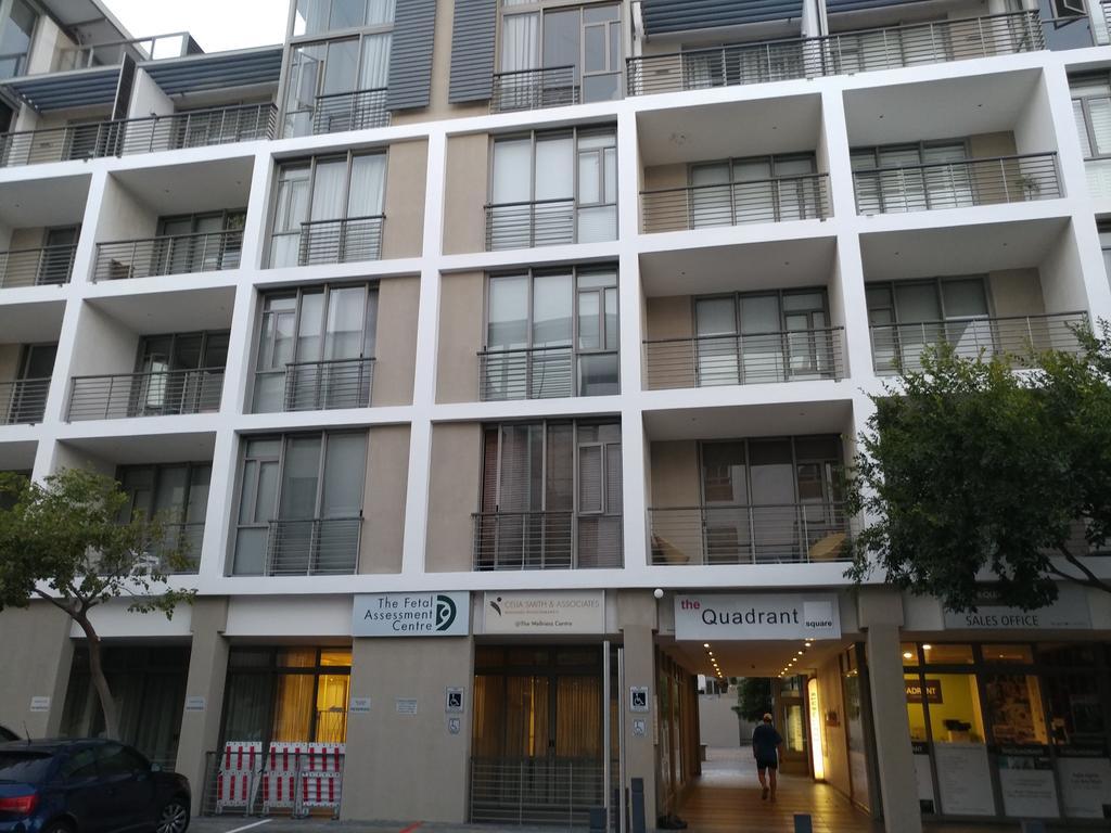 Apartment The Quadrant A206 *