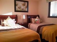 Kwin Stays Holiday Accomodation *