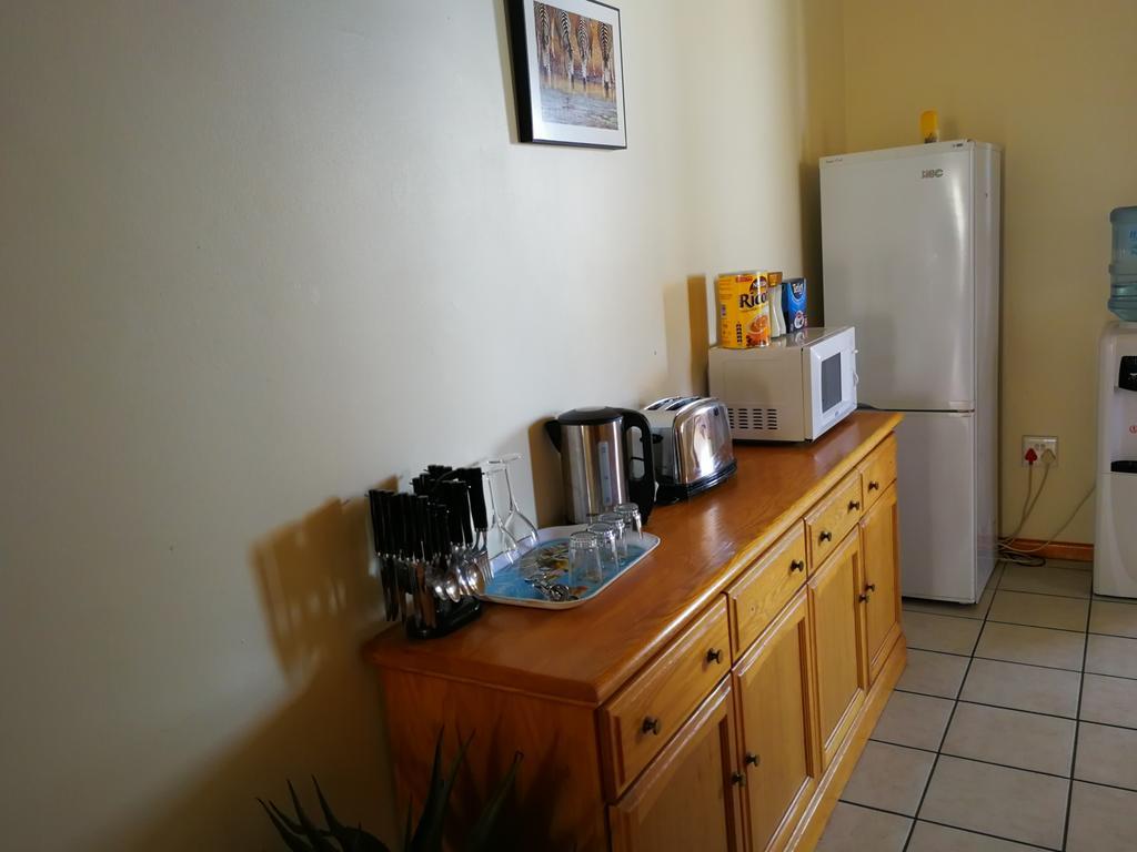 12 Greenpoint Guesthouse *