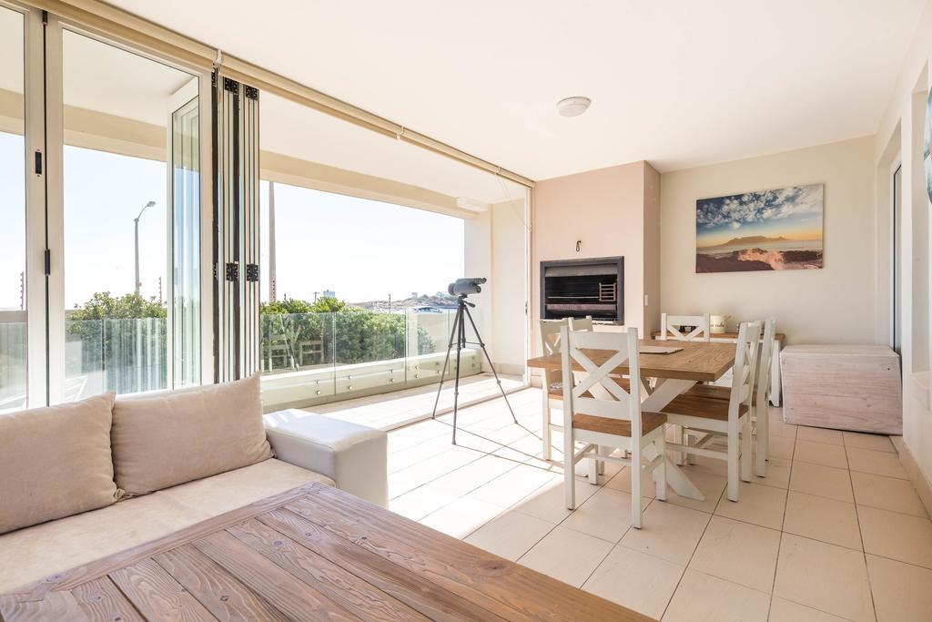 Island View, Lagoon Beach, Apartment