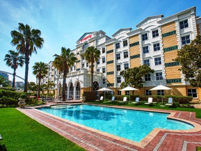 Stayeasy Century Hotel Cape Town