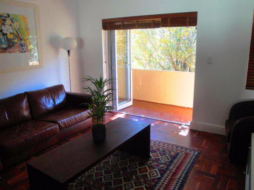Connemara Court Apartment *