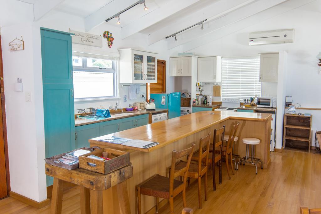 Quarterdeck Apartment Simon's Town