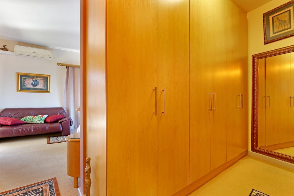 Century City Royal Apartments *