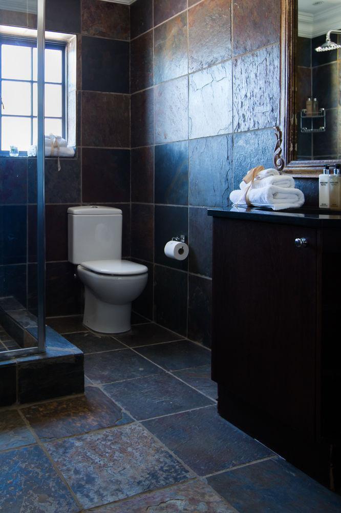 Cedrics Lodges * Cape Town