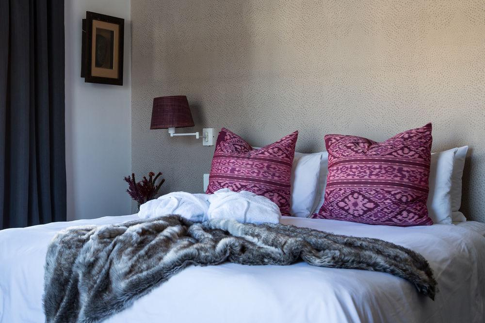 Hotel Cedrics Lodges Cape Town