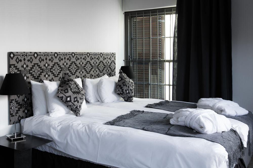 Cedrics Lodges Hotel *