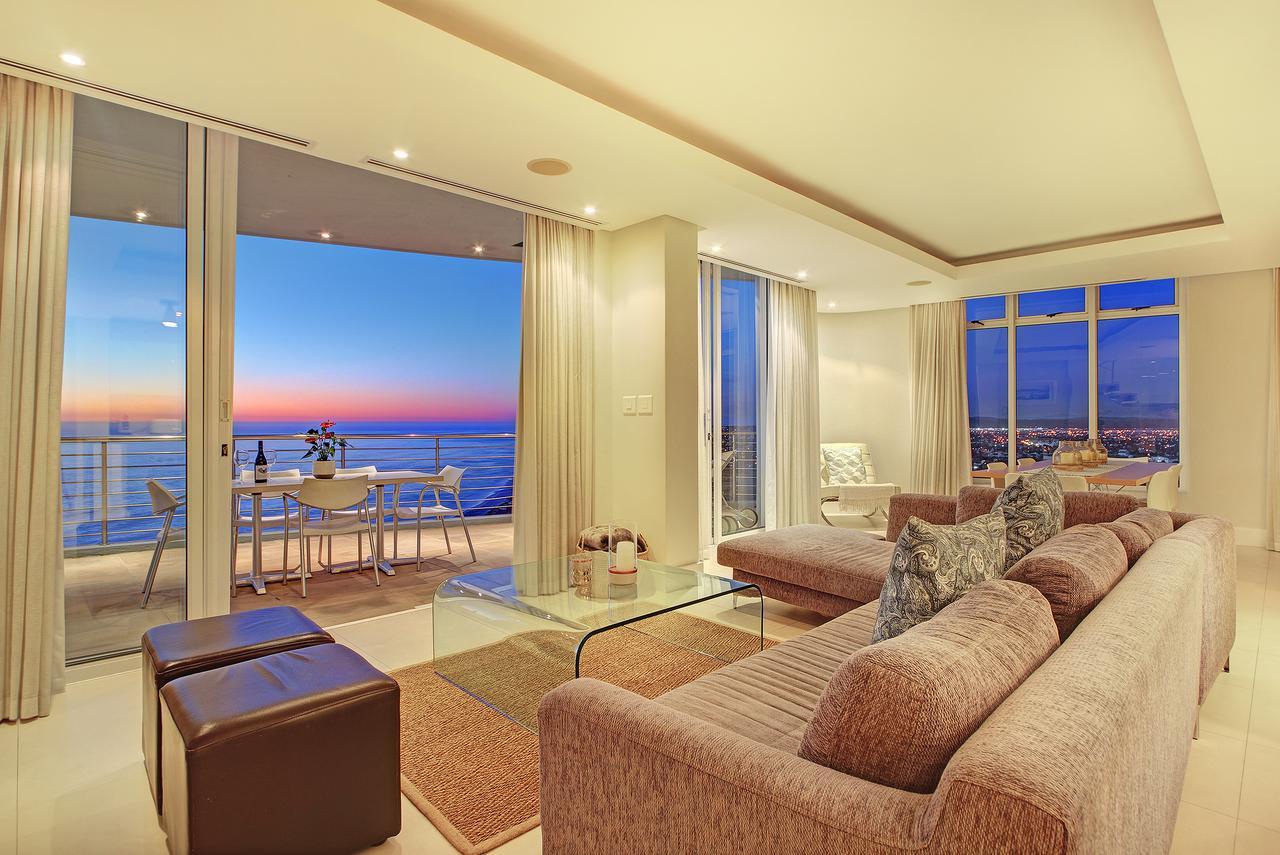 Horizon Bay 1602 Apartment