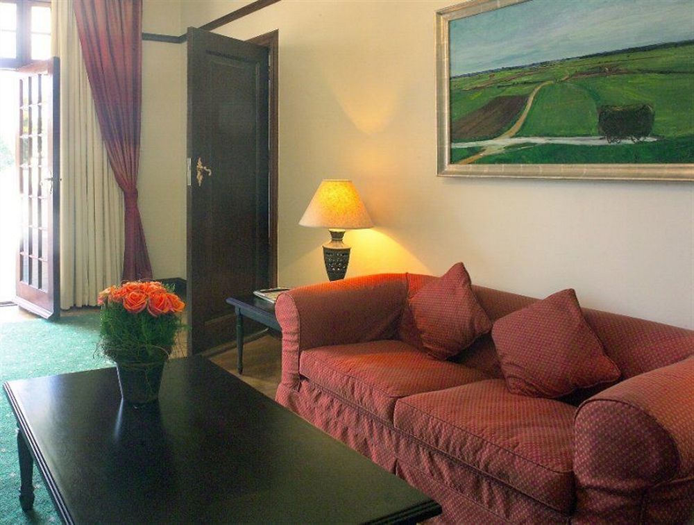 Greenways Manor