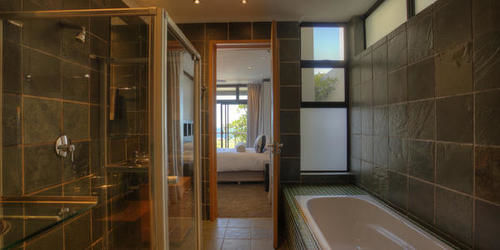 16 Springbok Road Apartment