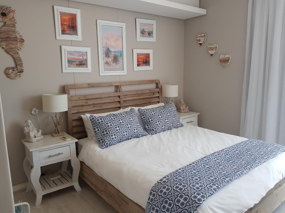 Harbour Bridge Suite 220 * Cape Town