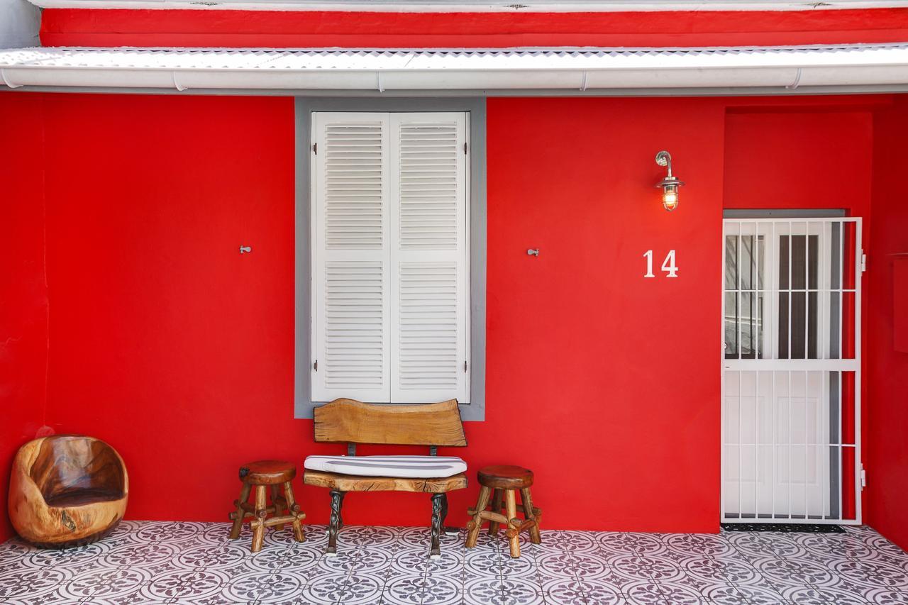 Backup-powered Art Deco In De Waterkant Cape Town