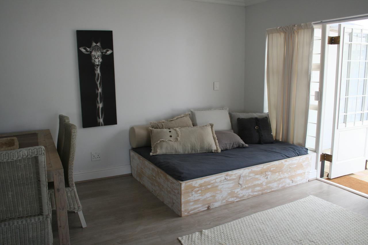 Acquavitae Guest house Cape Town