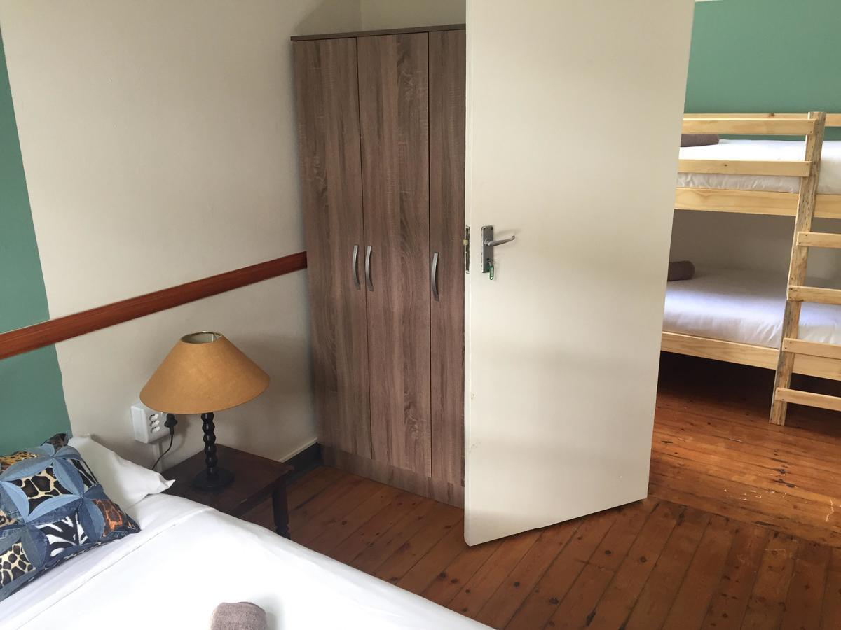 Hostel Wanderlust Backpackers *