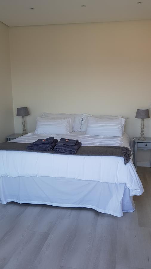 Apartment 43 Ocean View Drive Point *