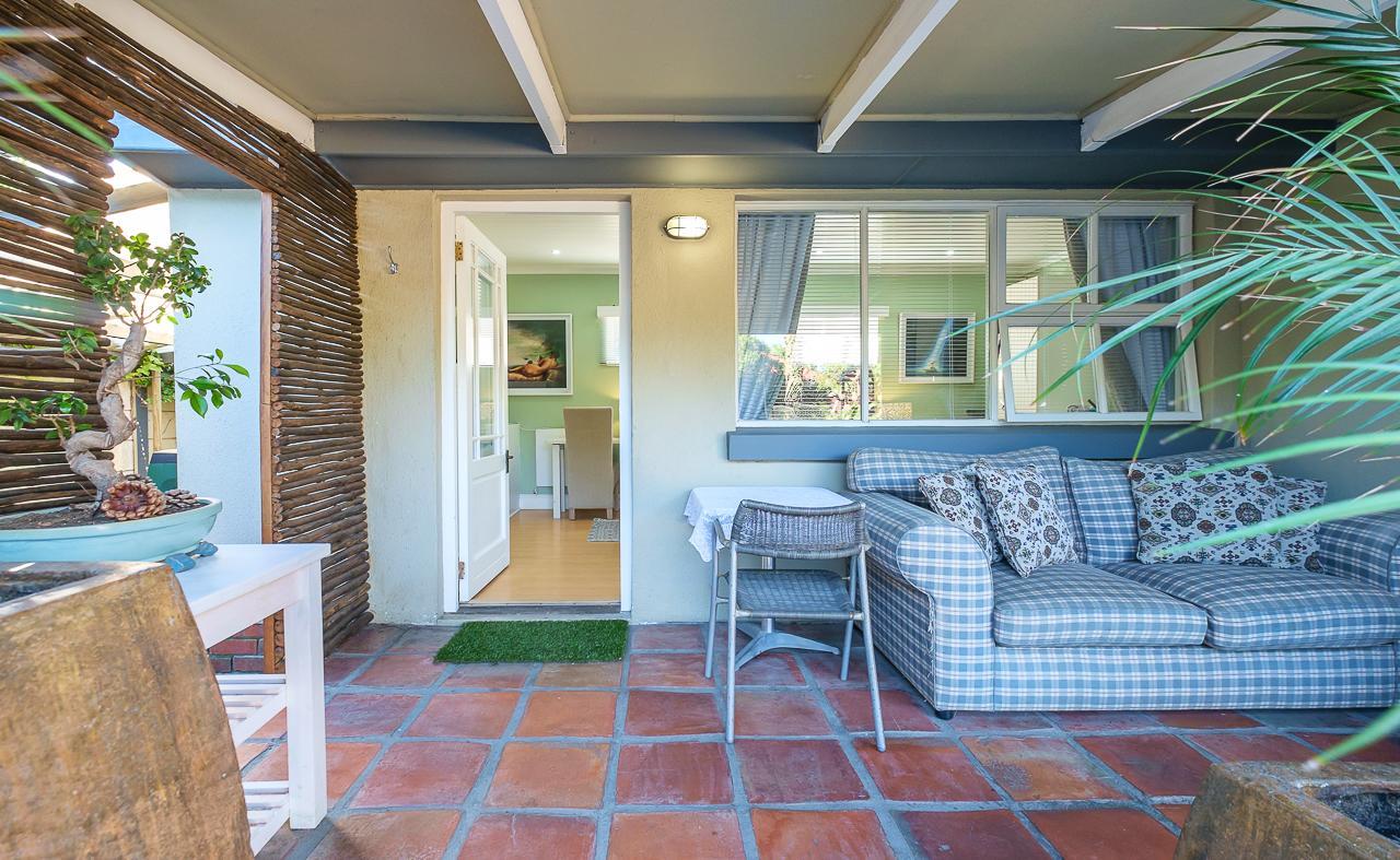 Inn-style Guest house