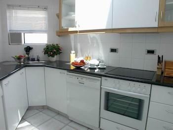 Camps Bay Terrace Suite In Camps Bay *
