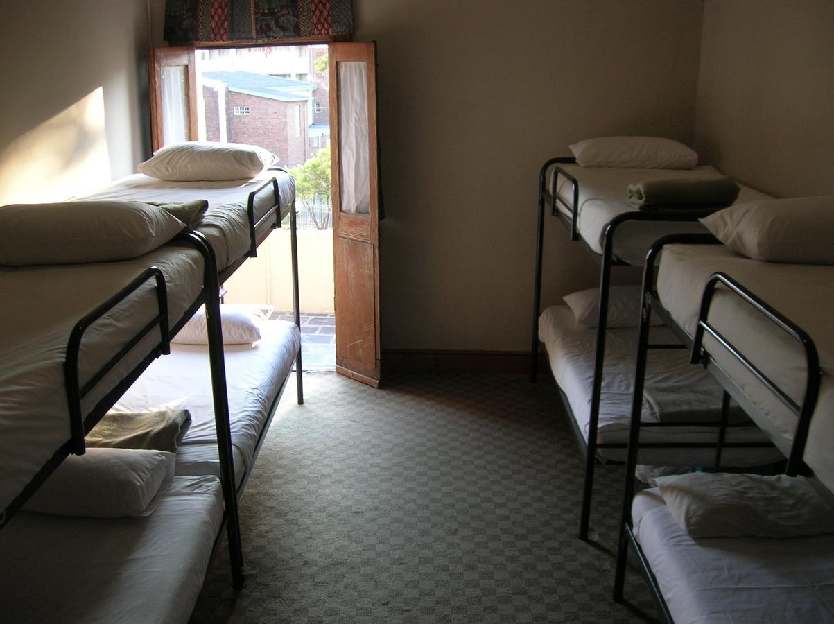 Anzac Backpackers * Cape Town