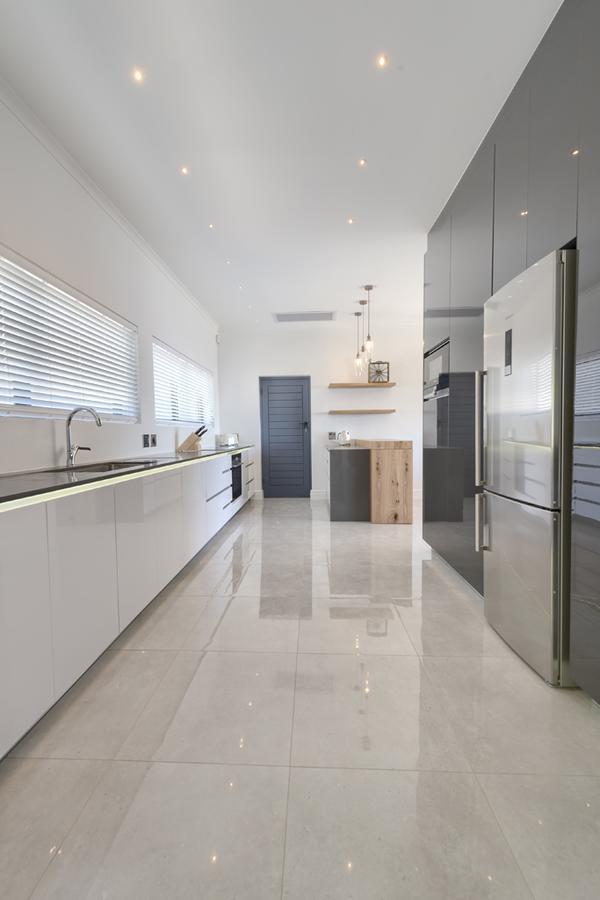 De Wet Road 16 Apartment Cape Town