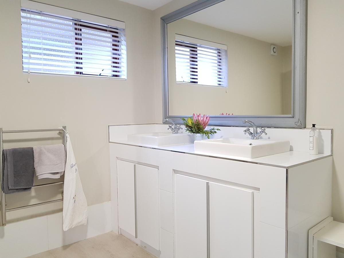 Camps Bay Garden Apartment Apartment *