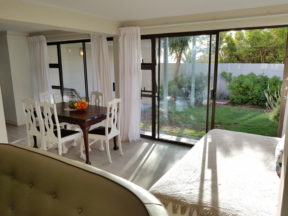 Camps Bay Garden Apartment Apartment Cape Town