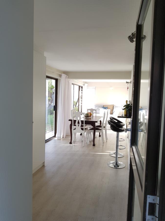 Camps Bay Garden Apartment