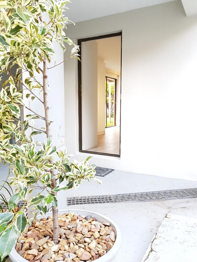 Apartment Camps Bay Garden Apartment