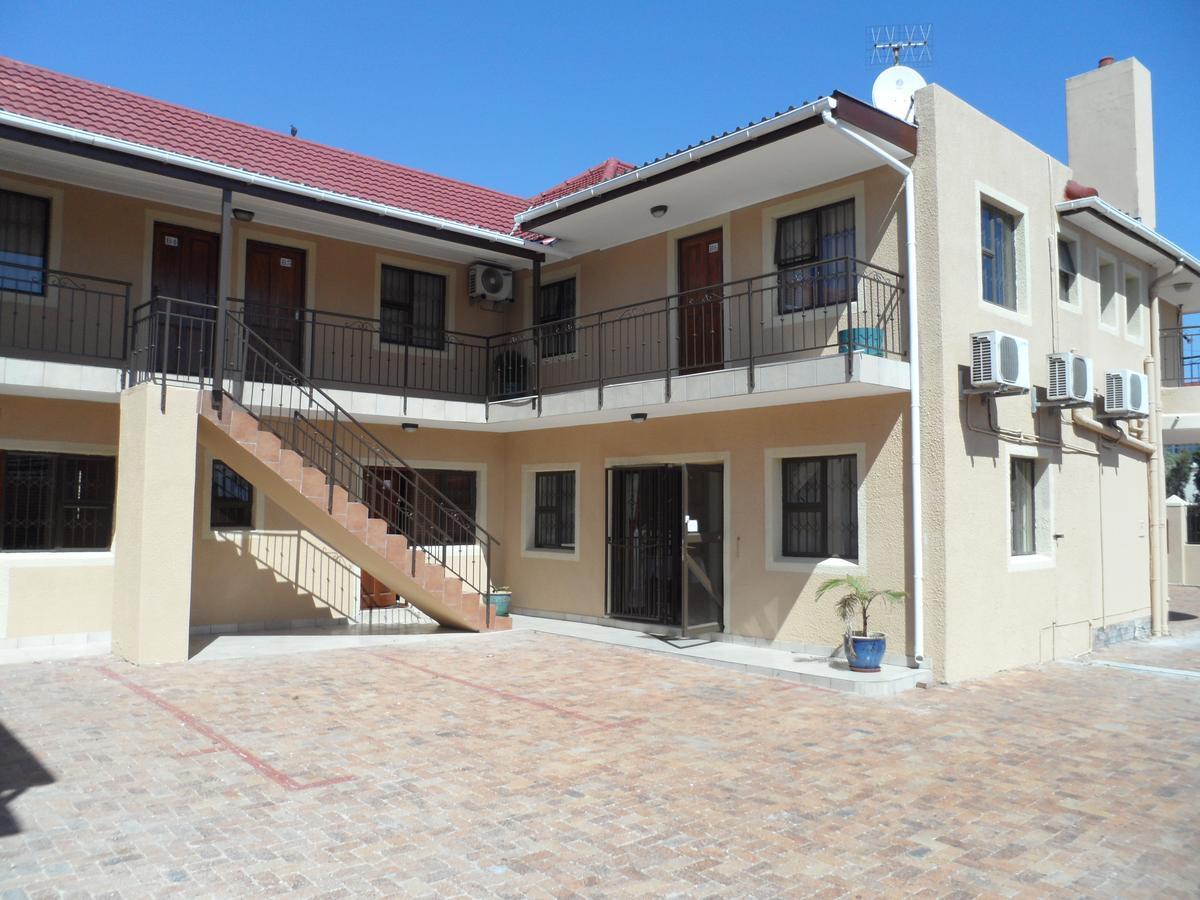 Oria Lodge