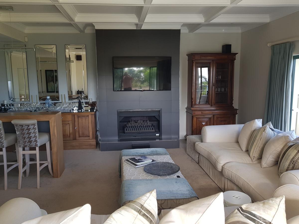 Q In Fresnaye