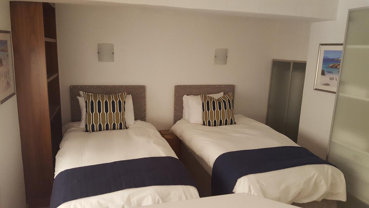 Apartment 2 Bedroom Louise In Mutual Heights