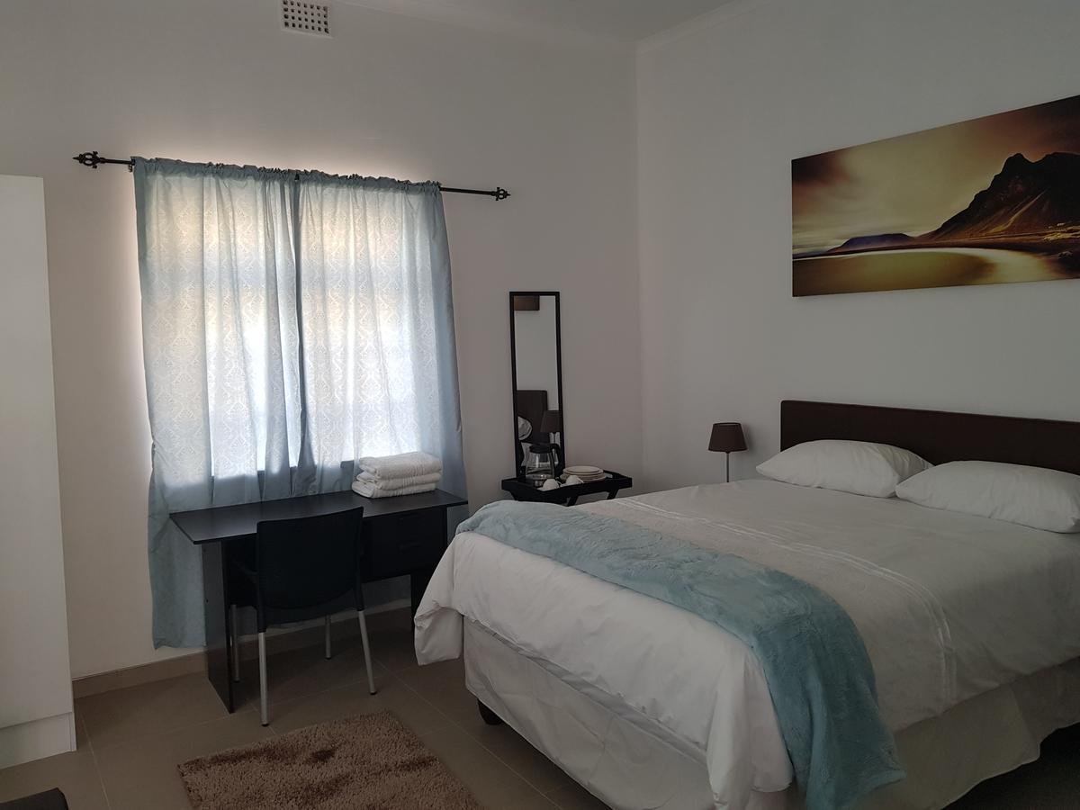 Fama Rm12 Guest house Cape Town