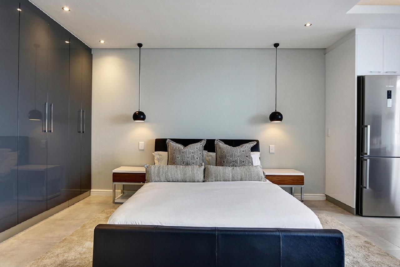 The Diplomat Apartment *