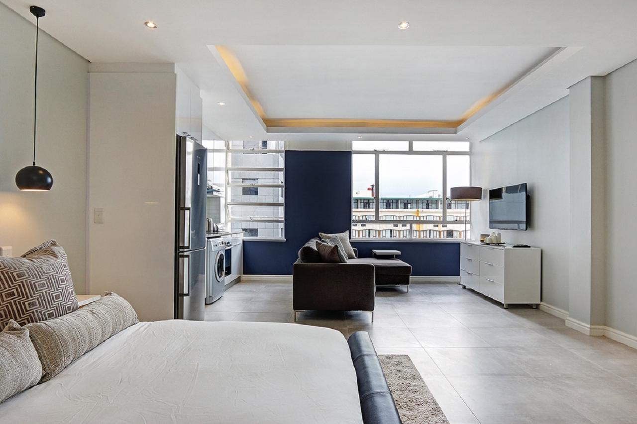 The Diplomat Apartment *