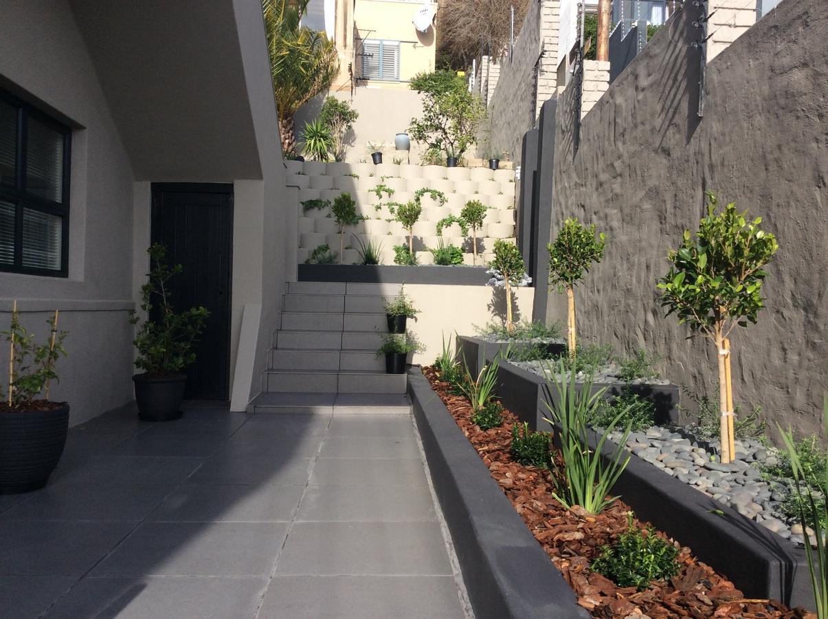 Apartment 43 Ocean View Drive Point *