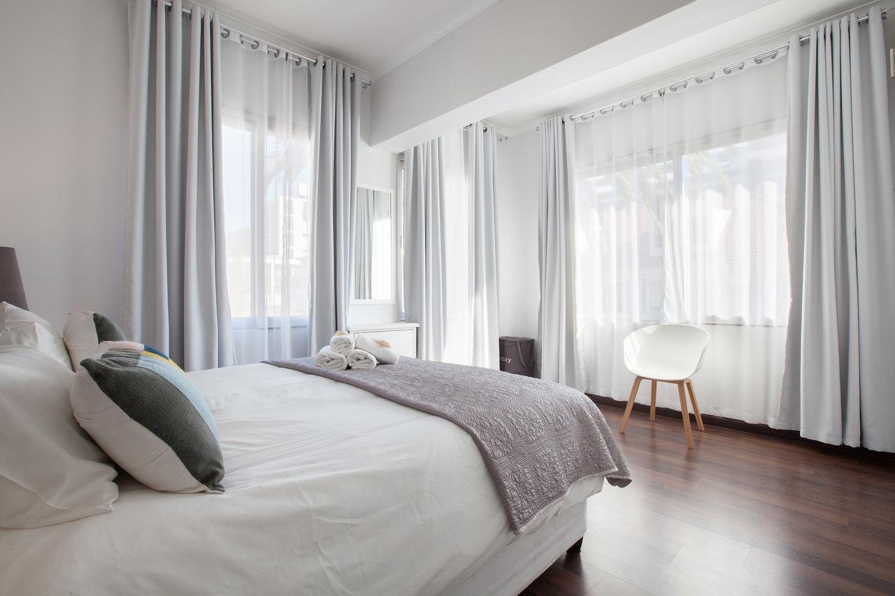 Polana Court 12 By Ctha * Cape Town