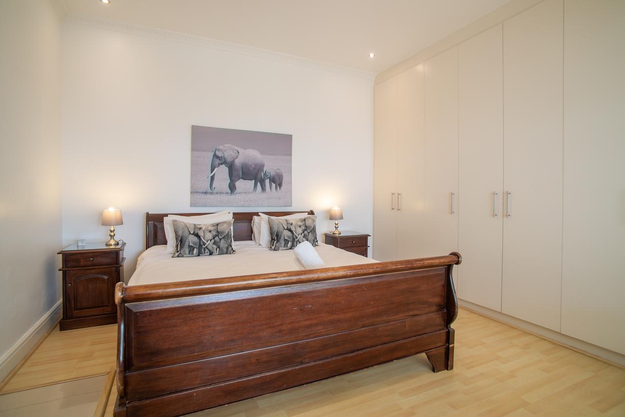 Funkey Villas * Cape Town
