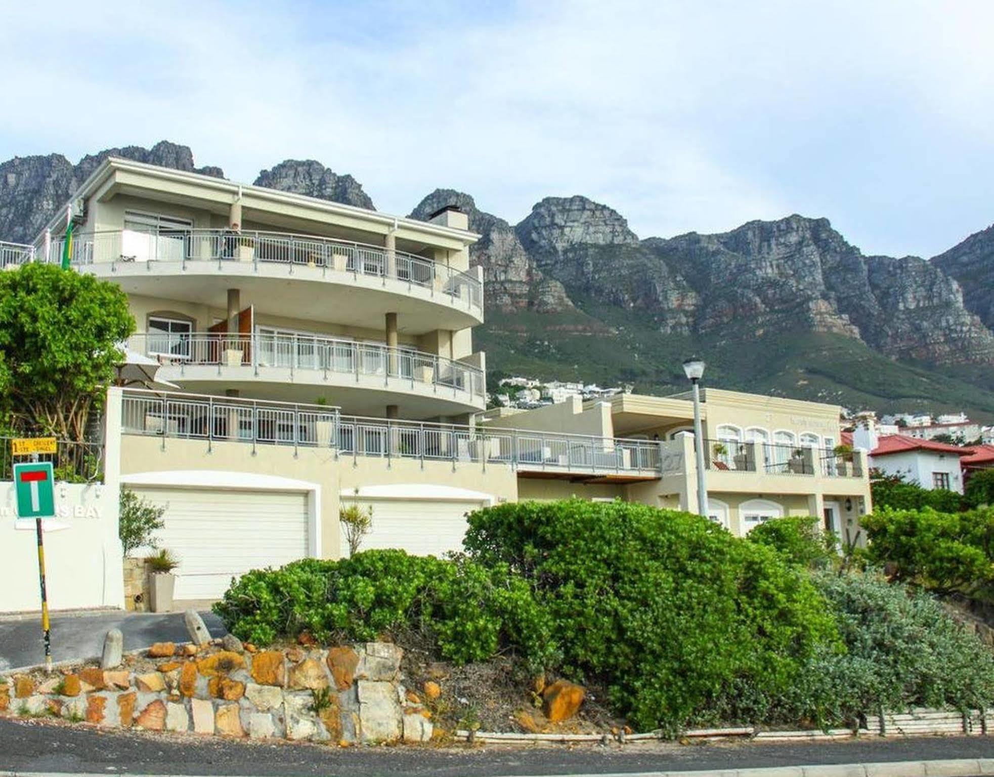 3 On Camps Bay 4*