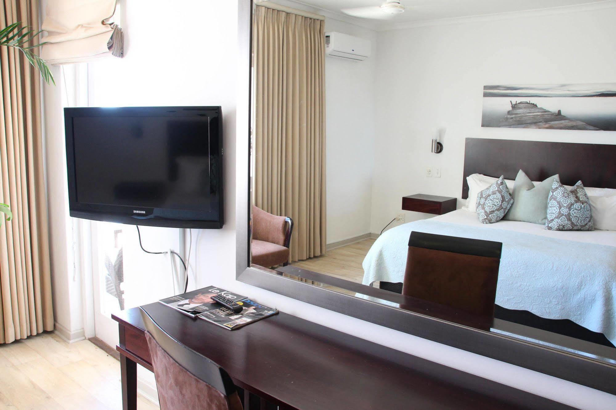 Hotel Ambassador And Self Catering Cape Town