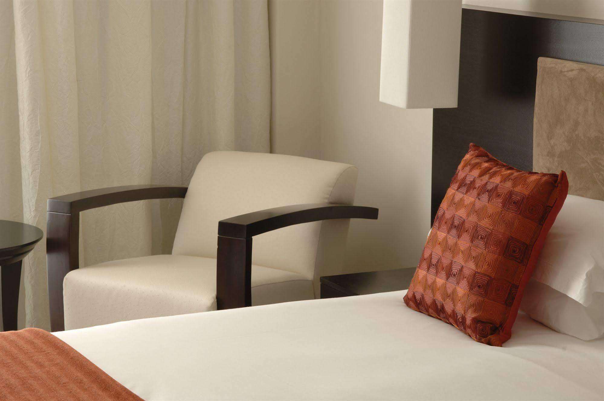 Hotel Urban Chic Boutique & Cafe 4*