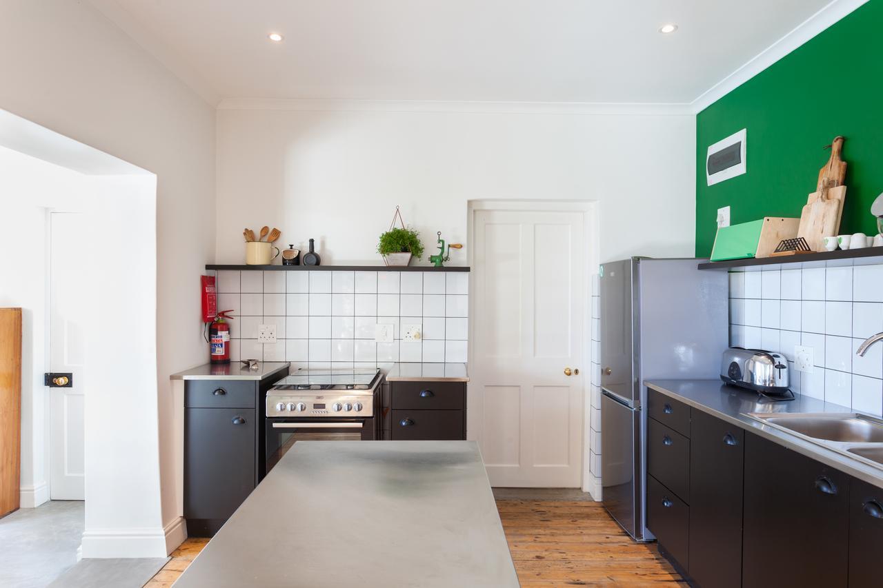 9 Tuinhuis Apartment