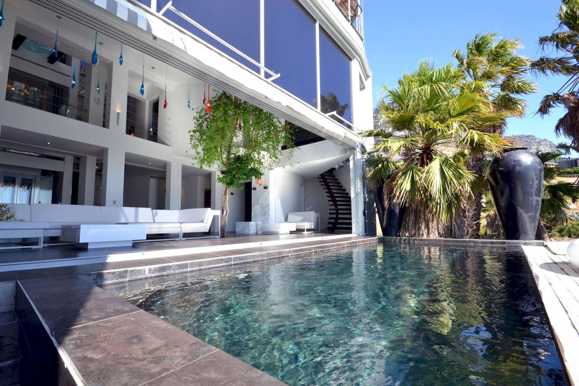 Scandinavian Mansion. 9 Bedroom Palace. Cape Town