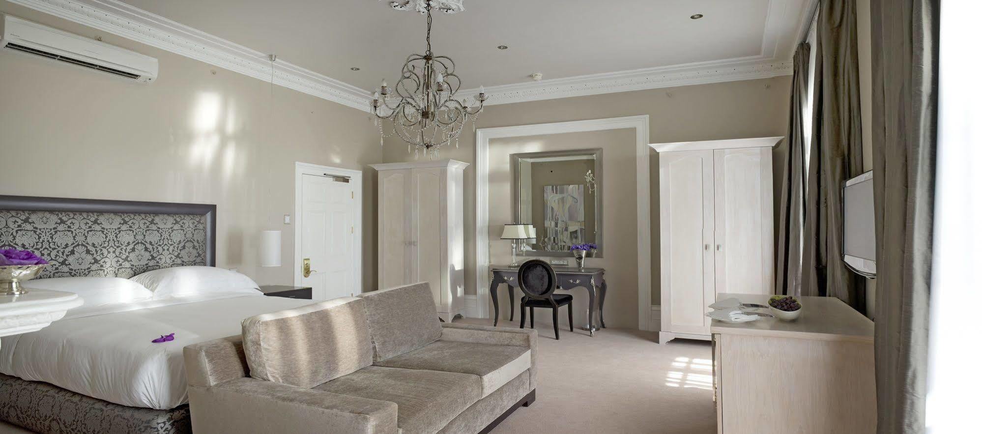 Hotel Dock House Boutique And By Newmark 5*