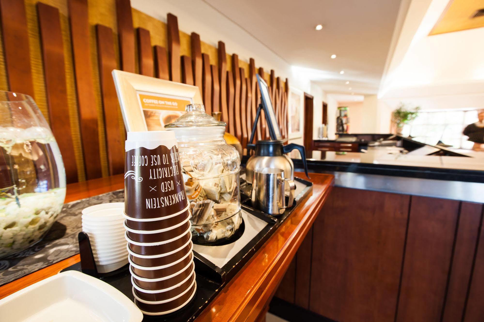 Hotel Pinelands 3*