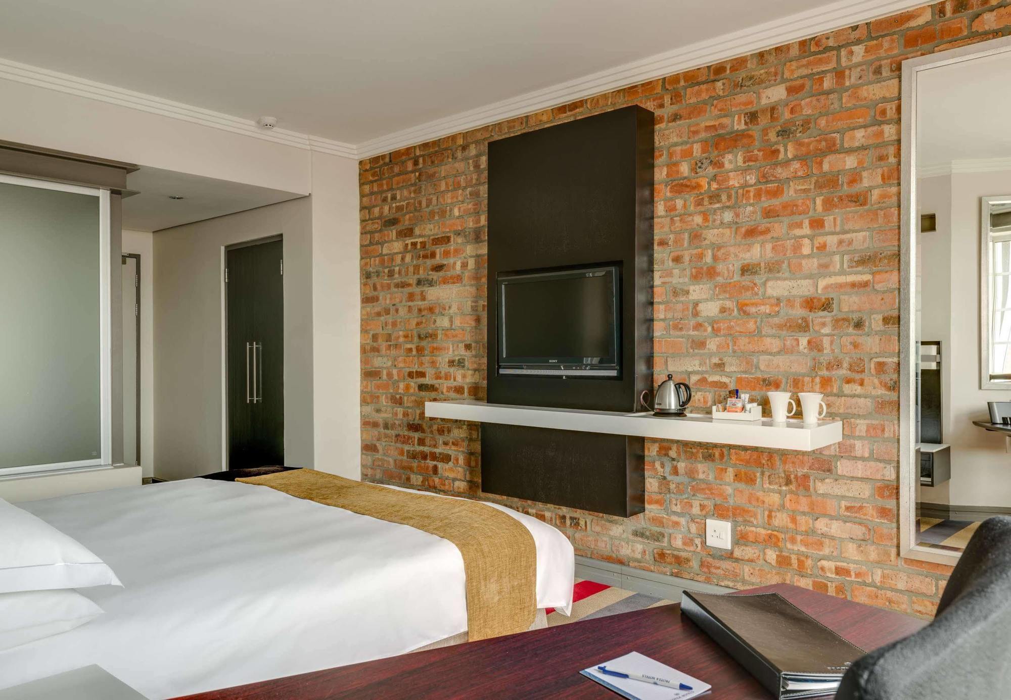 Garden Court Victoria Junction 4* Cape Town